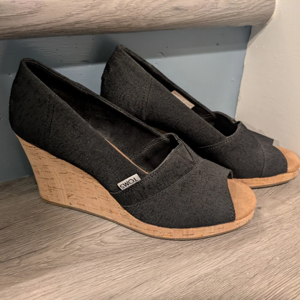 TOMS Black Open-Toe Cork Wedge Heels